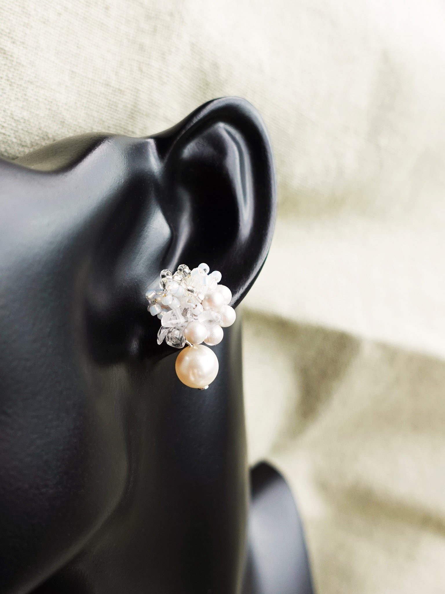 Anastasia Mariota Drop Earrings in Grey Bust