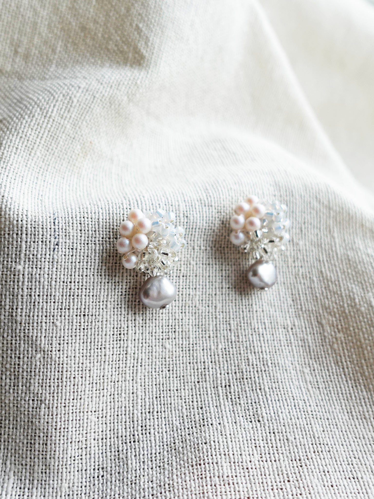Andelle Lilith Earrings in Grey Left