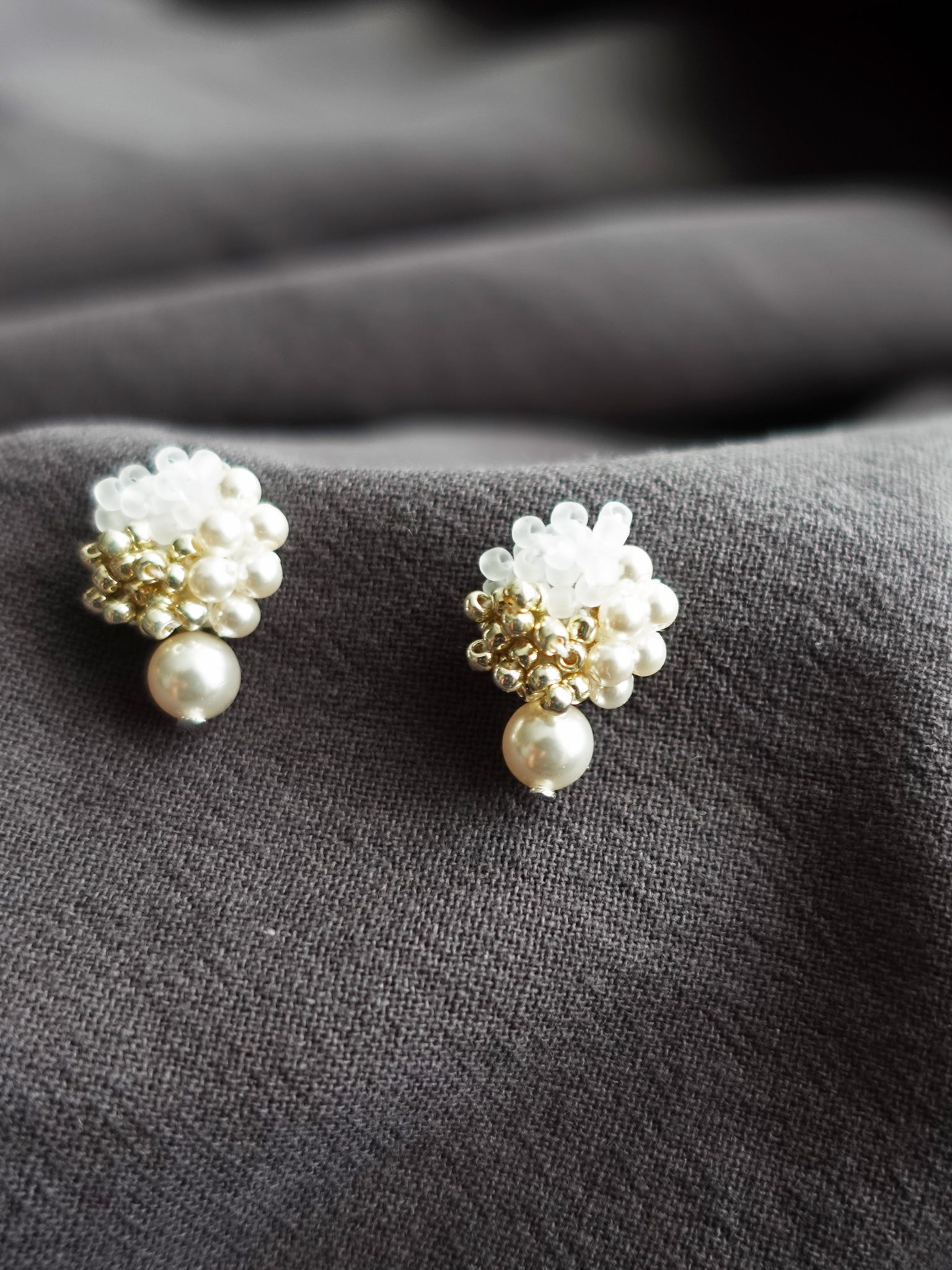 Ariana Mariota Earrings in Cloud White Right