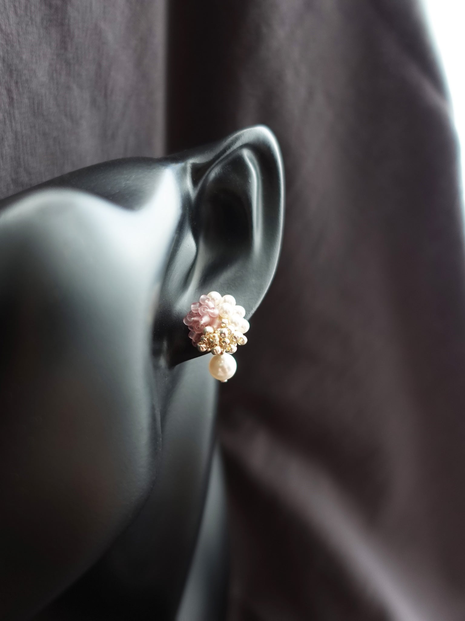 Ariana Mariota Earrings in Mauve Purple Bust