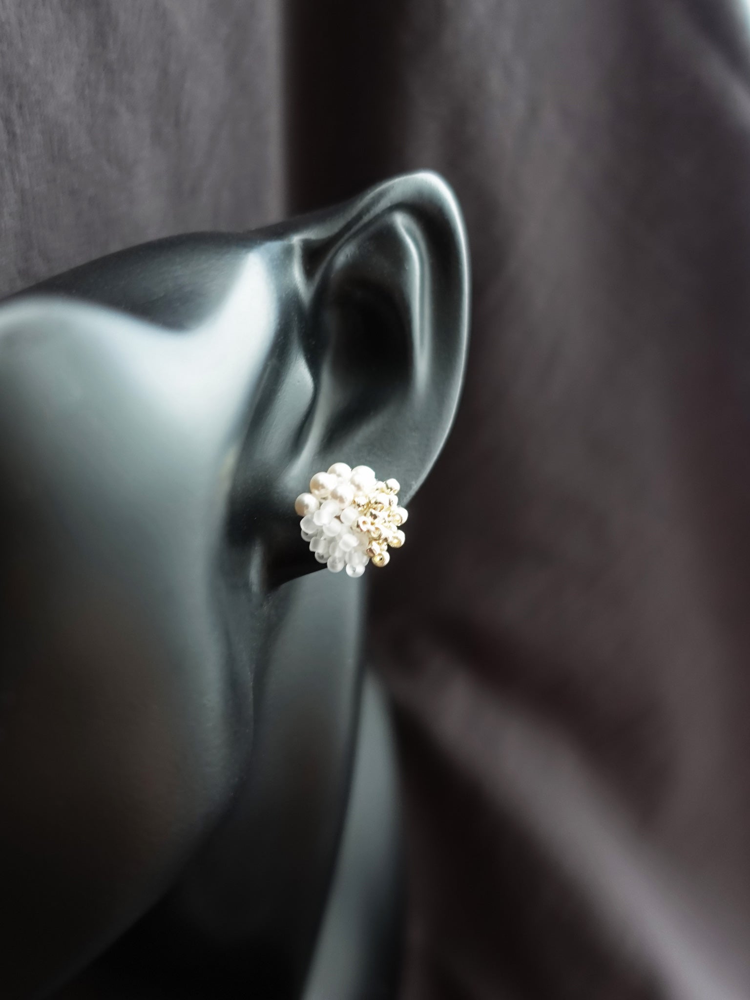 Ariana Stud Earrings in Cloud White Bust
