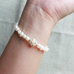 Arwen Bracelet in Ivory Model 1