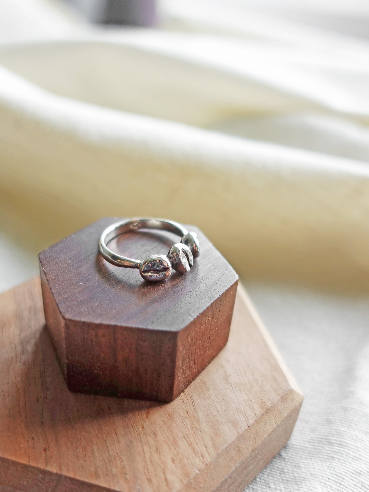 Coffee Beans Ring Side