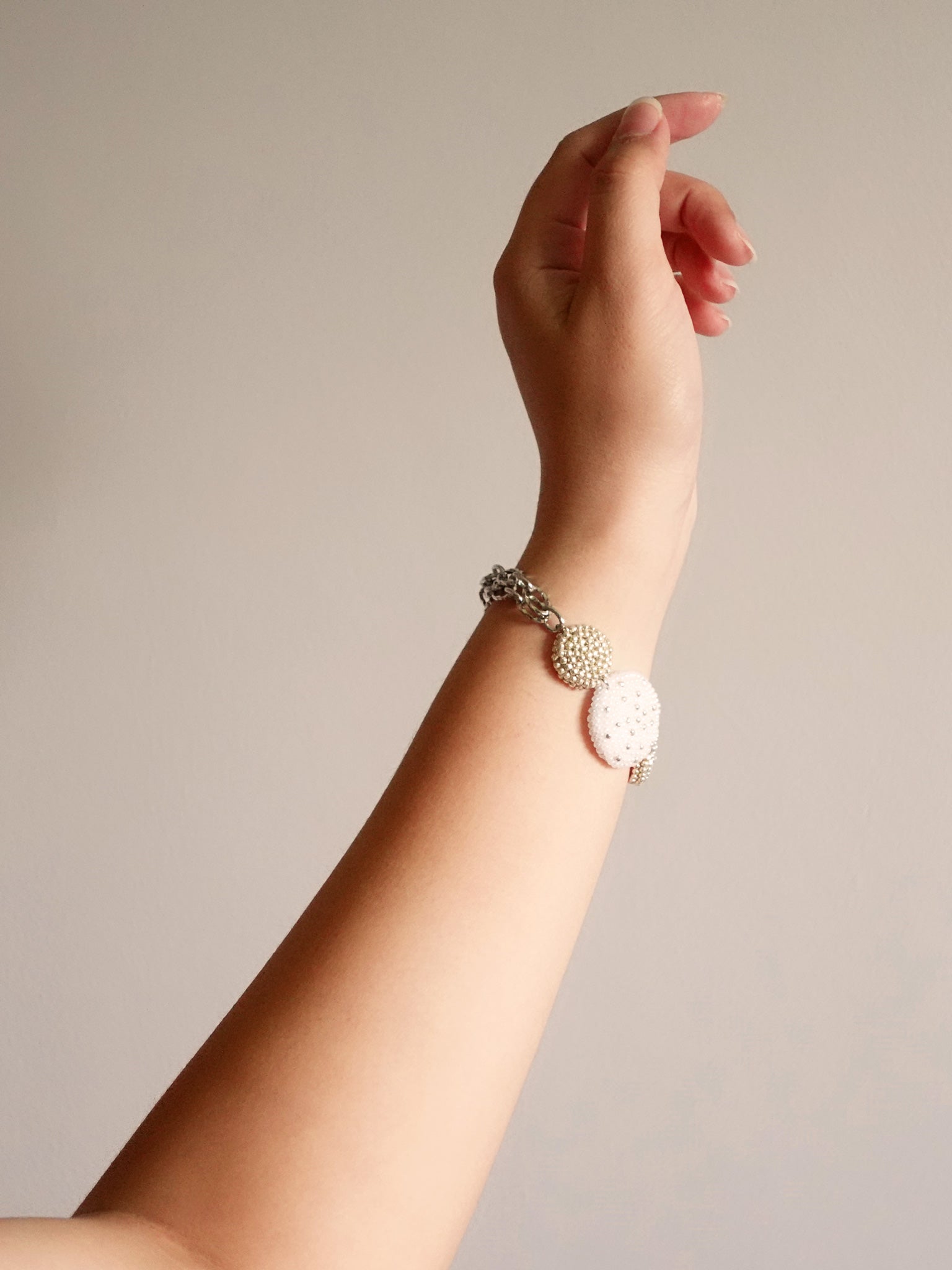 Coretta Bracelet Hand Left