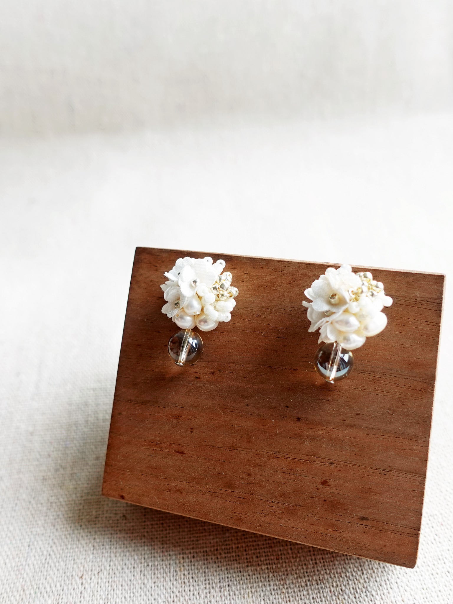 Cyme Auroriel Earrings Side