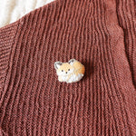 Fox Loaf Brooch Pin Cardigan Close