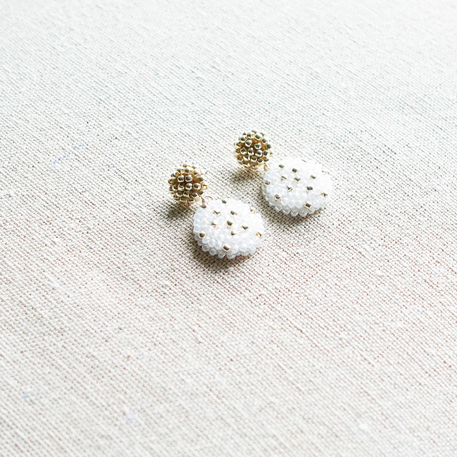 Maevan Earrings in Gold Side