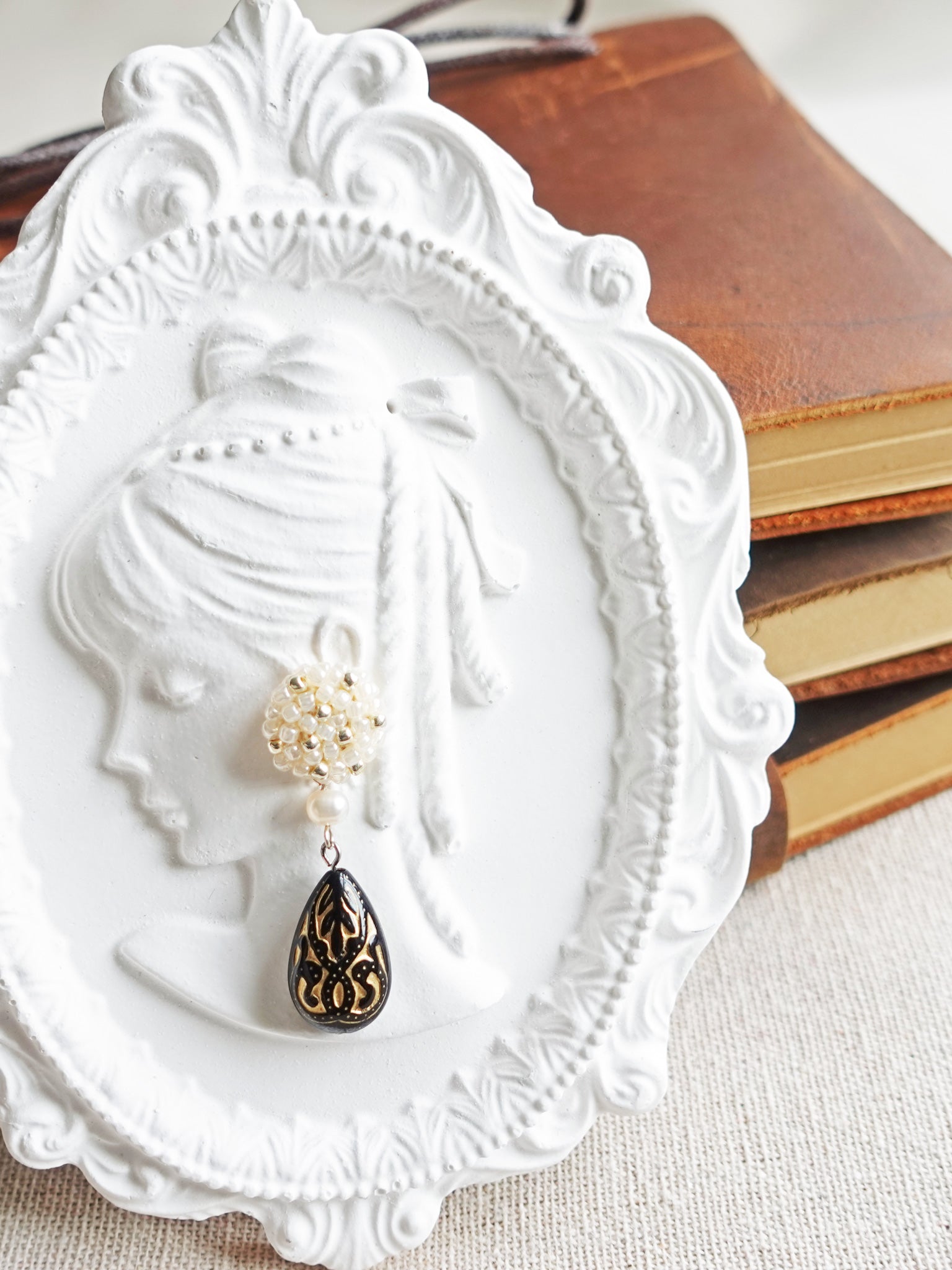 Mildred Earrings Girl