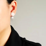 Mona Star Dust Earrings Model