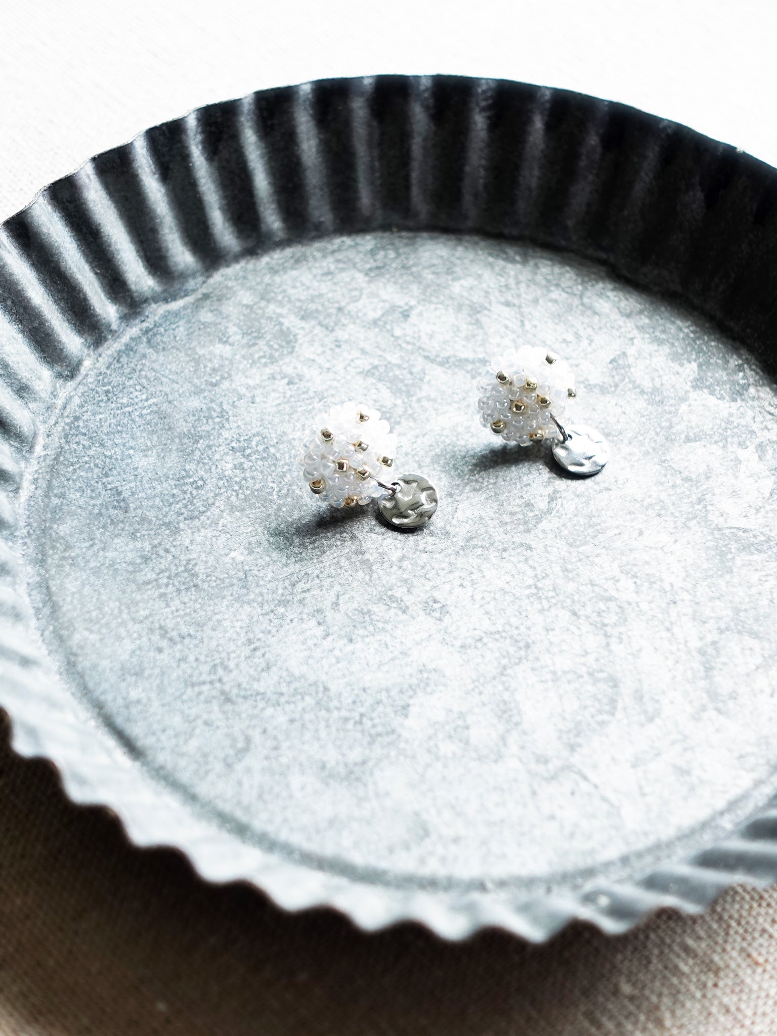Mona Star Dust Earrings Tray