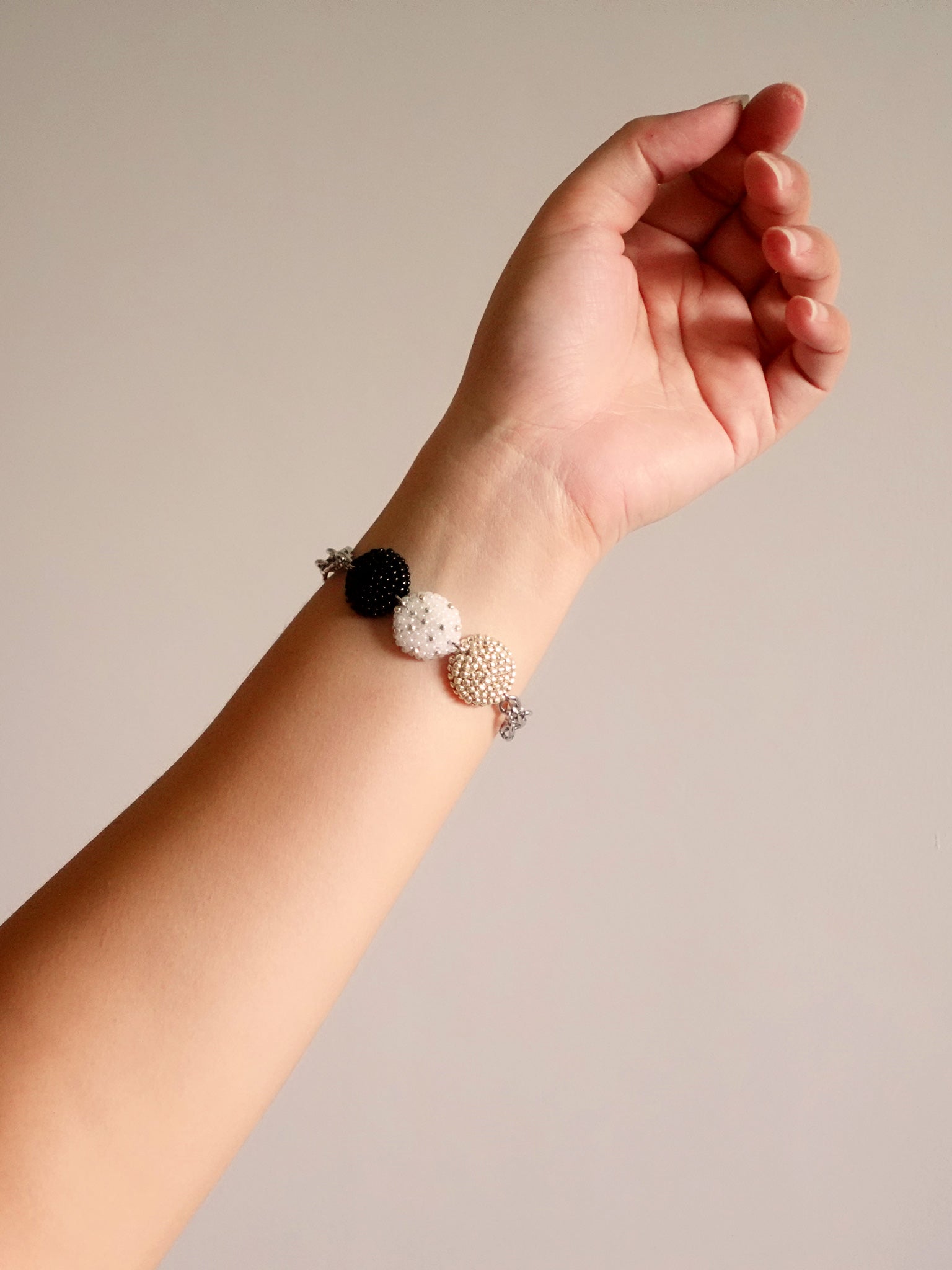 Paloma Bracelet Hand Front