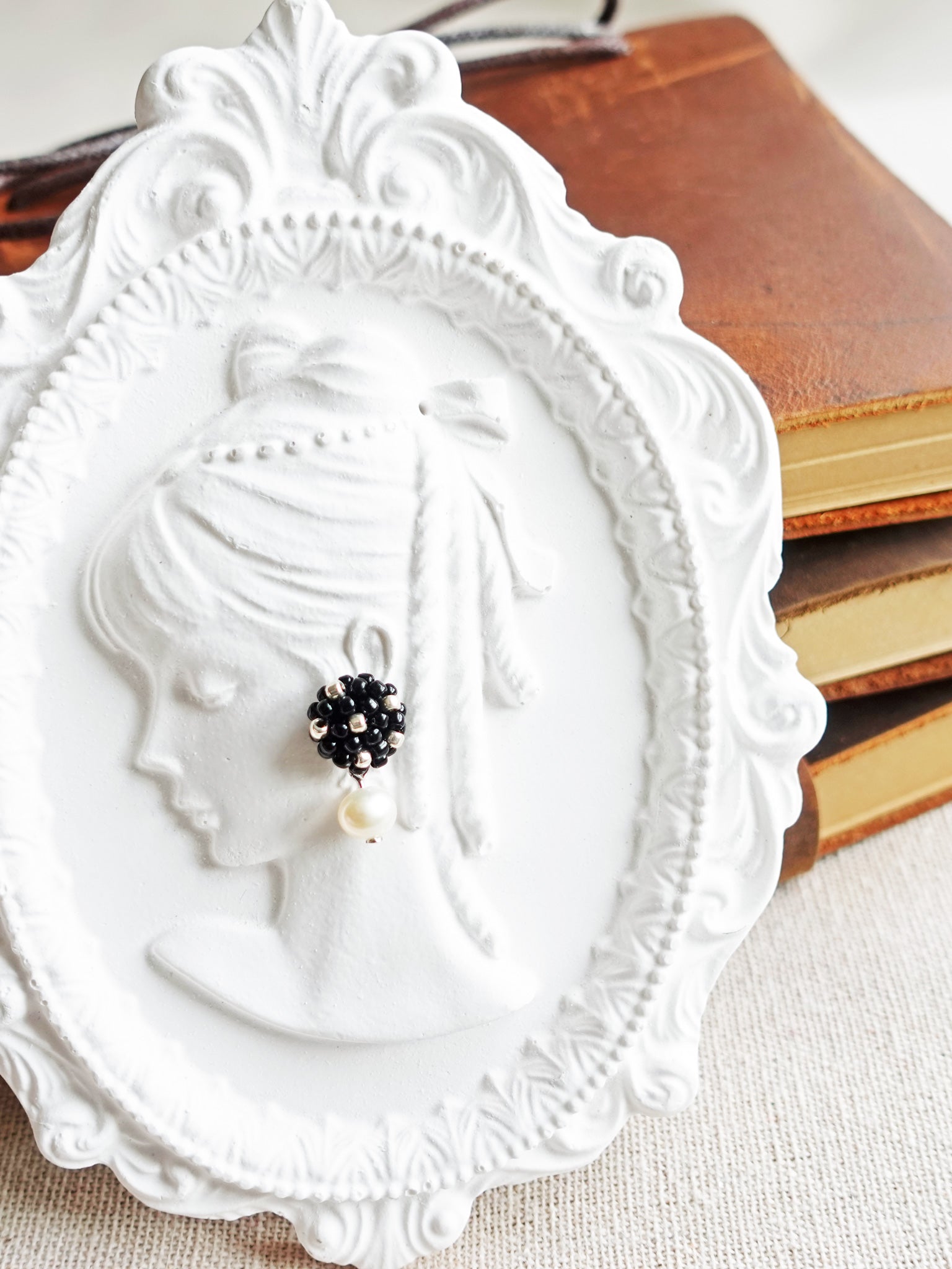 Phoebe Star Dust Earrings in Black Girl