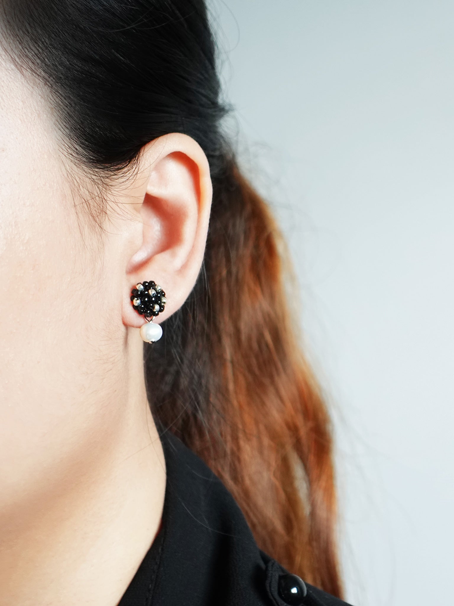 Phoebe Star Dust Earrings in Black Model