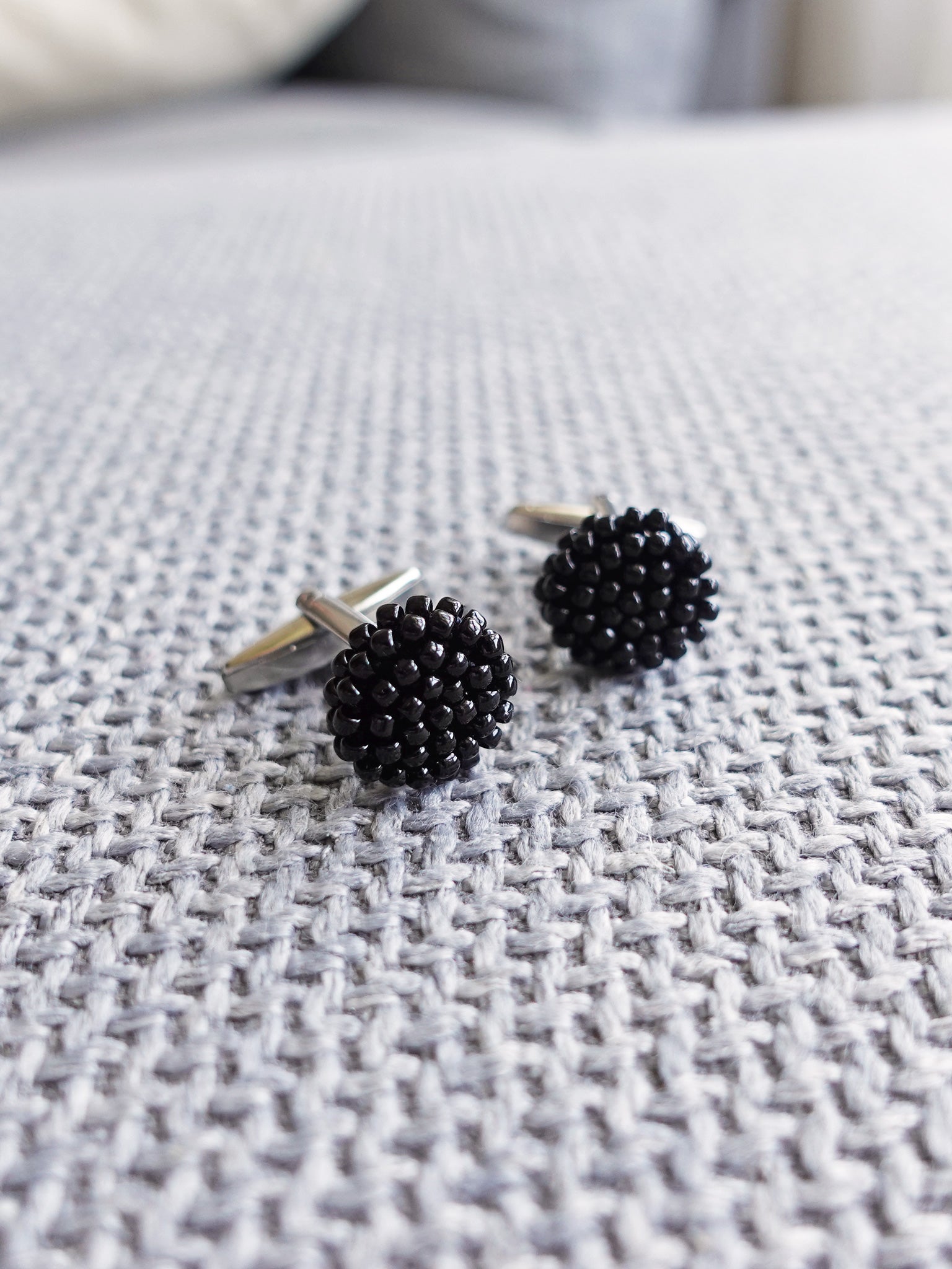 Prelude Delica Cufflink in Black Left