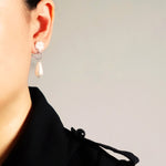 Serena Star Dust Earrings Model