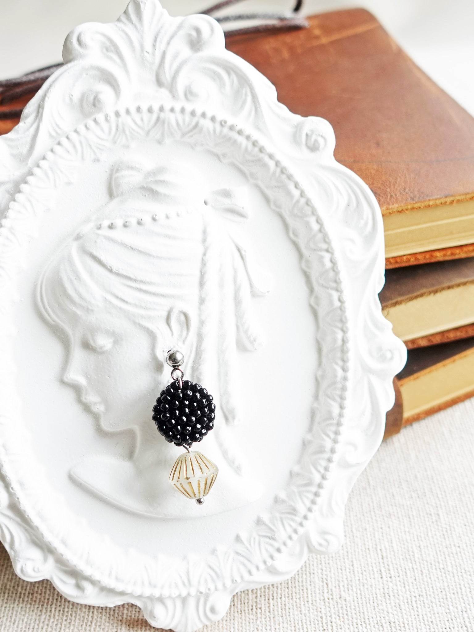 Vera Earrings in Black Girl