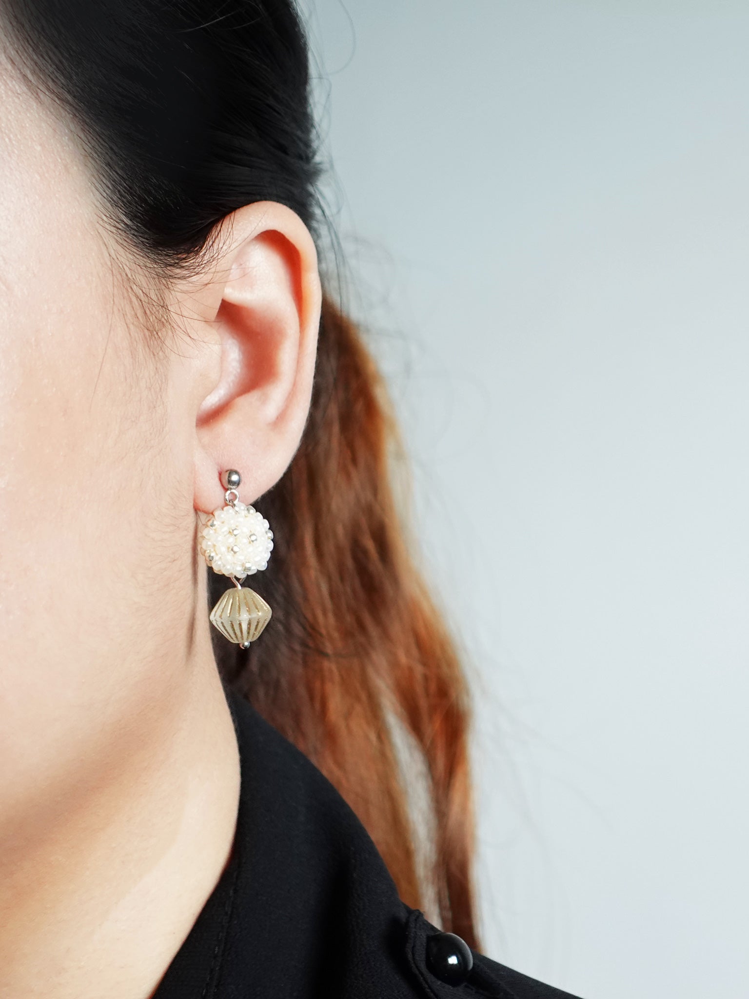 Vera Star Dust Earrings in Ivory Model