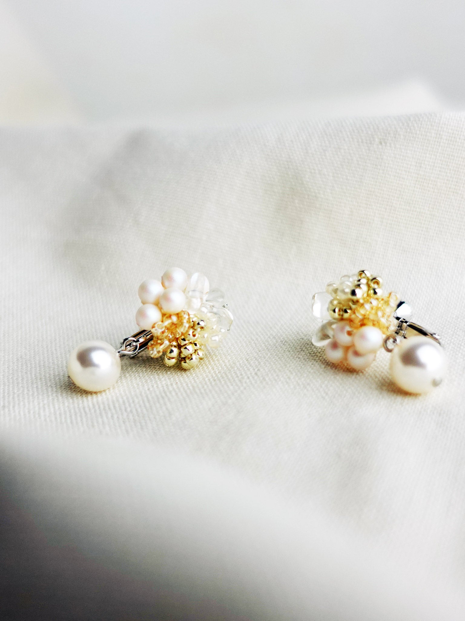 Anastasia Mariota Clip-on Earrings in Ivory Left