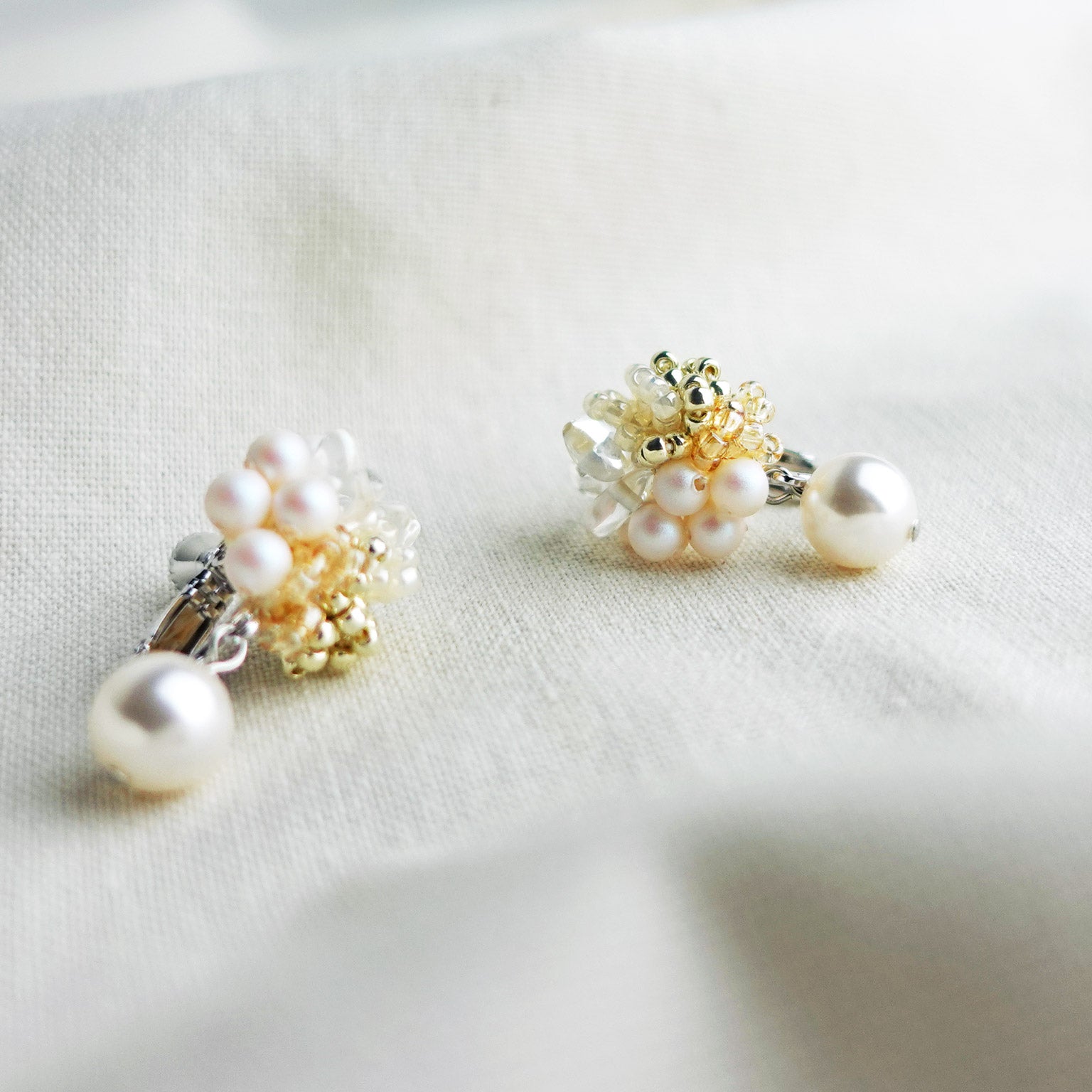 Anastasia Mariota Clip-on Earrings in Ivory Right