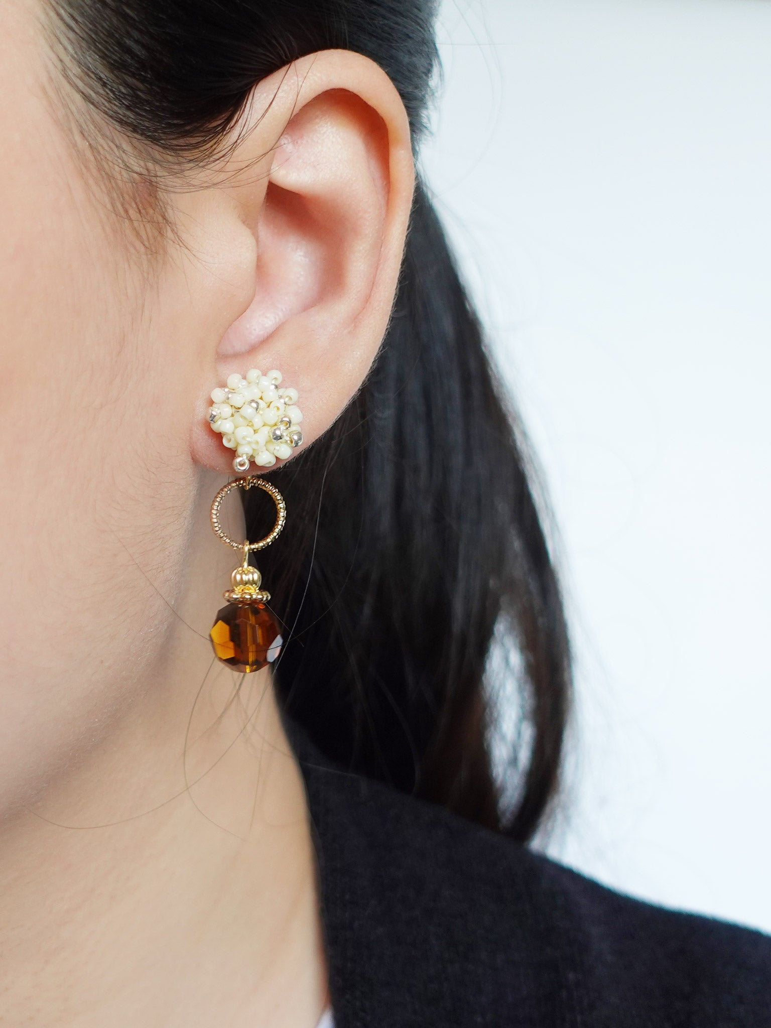 Aurelia Dangle Earrings Model