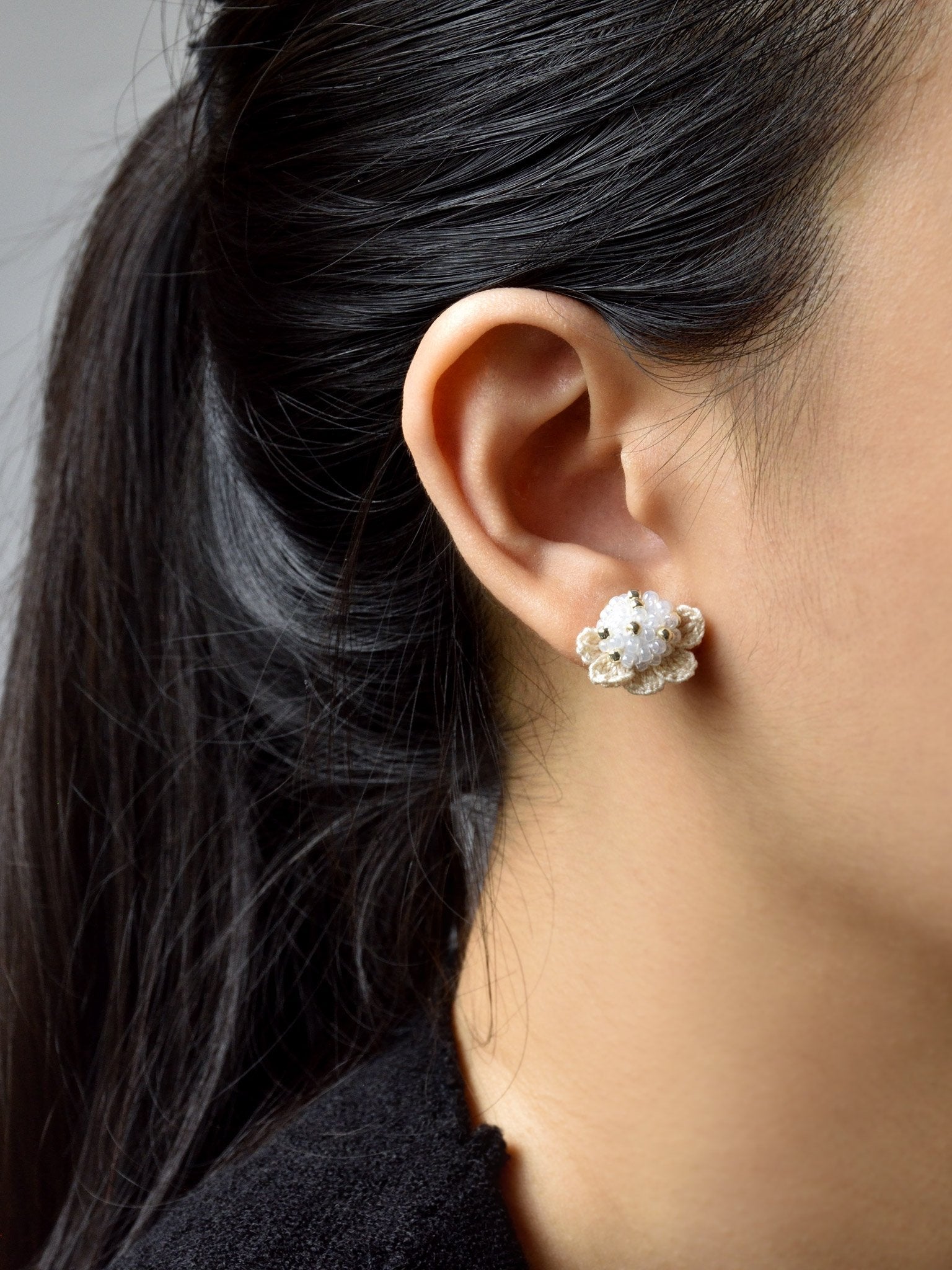 Beads Crochet Coneflower Pepper Studs Model