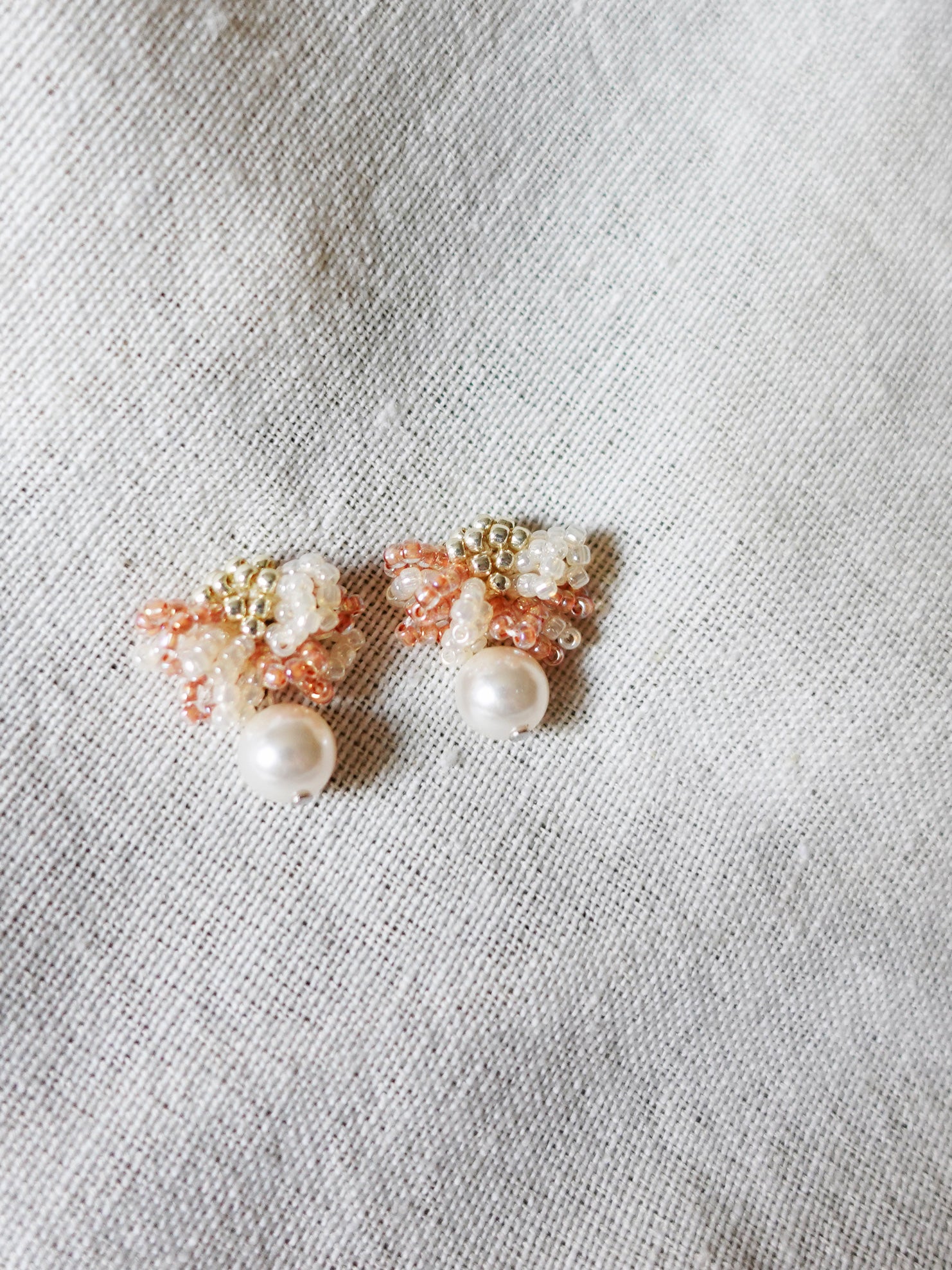 Camellia Mariota Bicolor Earrings in Strawberry Red Front