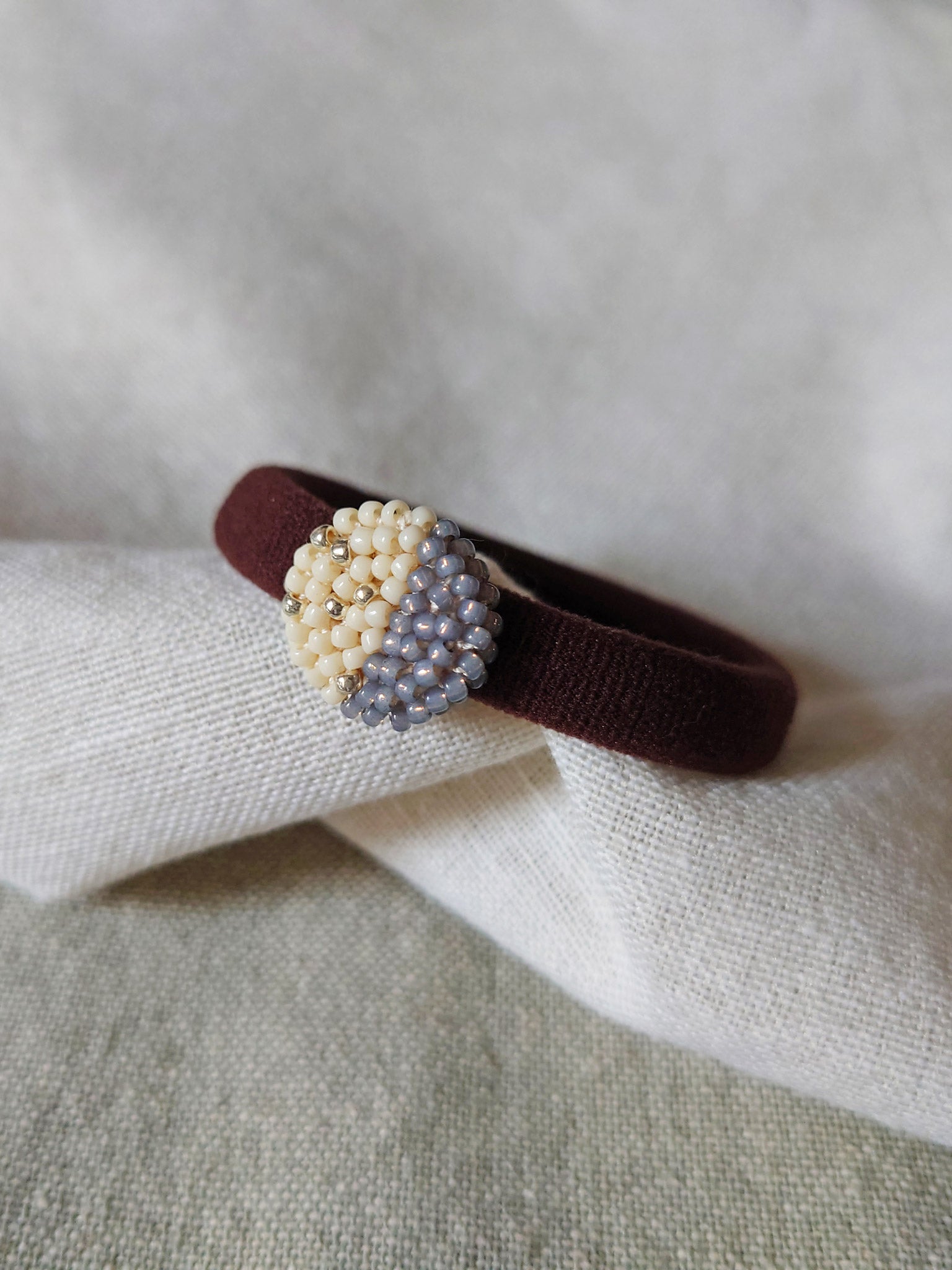 Cara Hair Tie in Grey Front