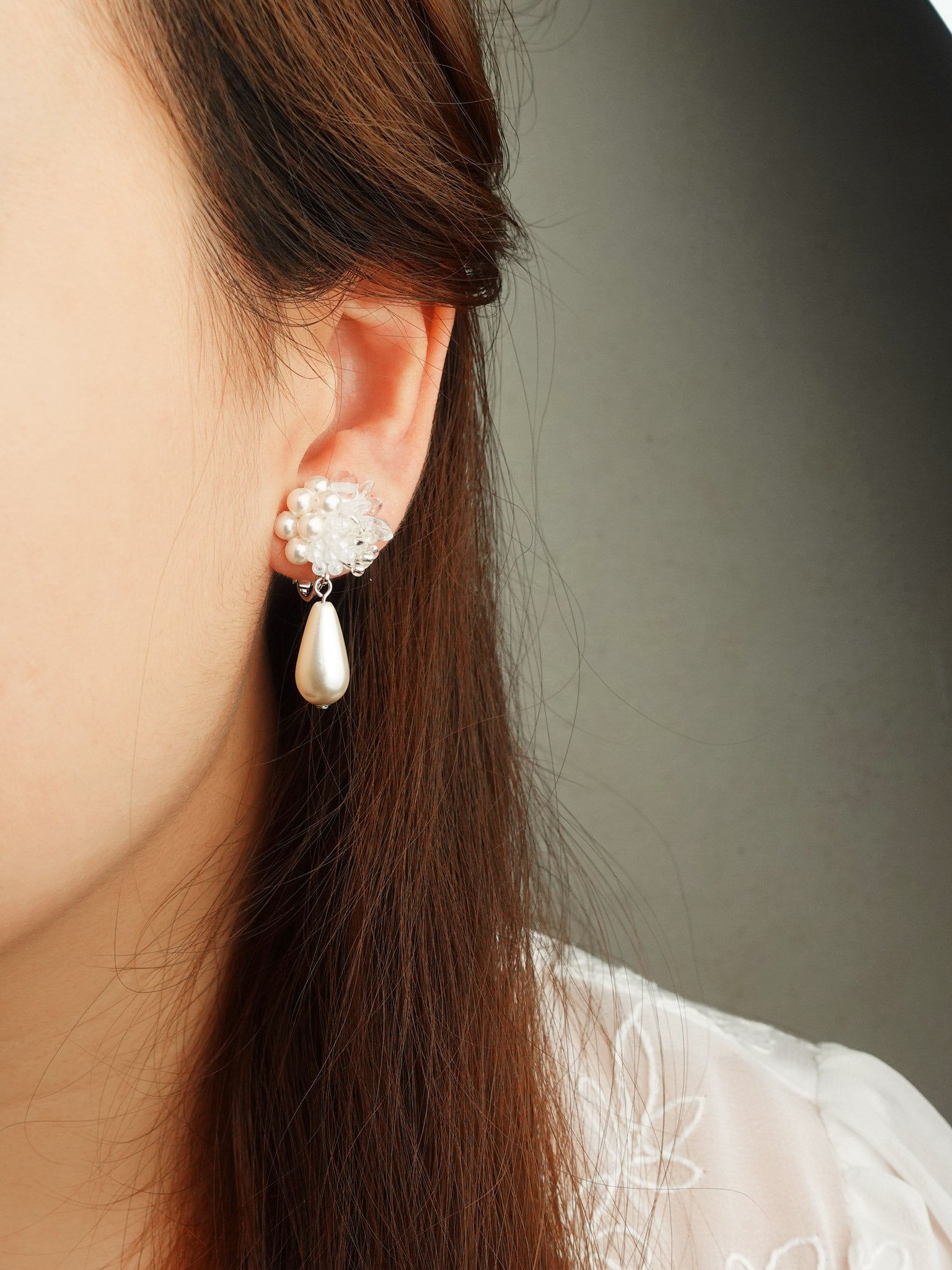 Diana Teardrop Mariota Clip-on Earrings in White Model