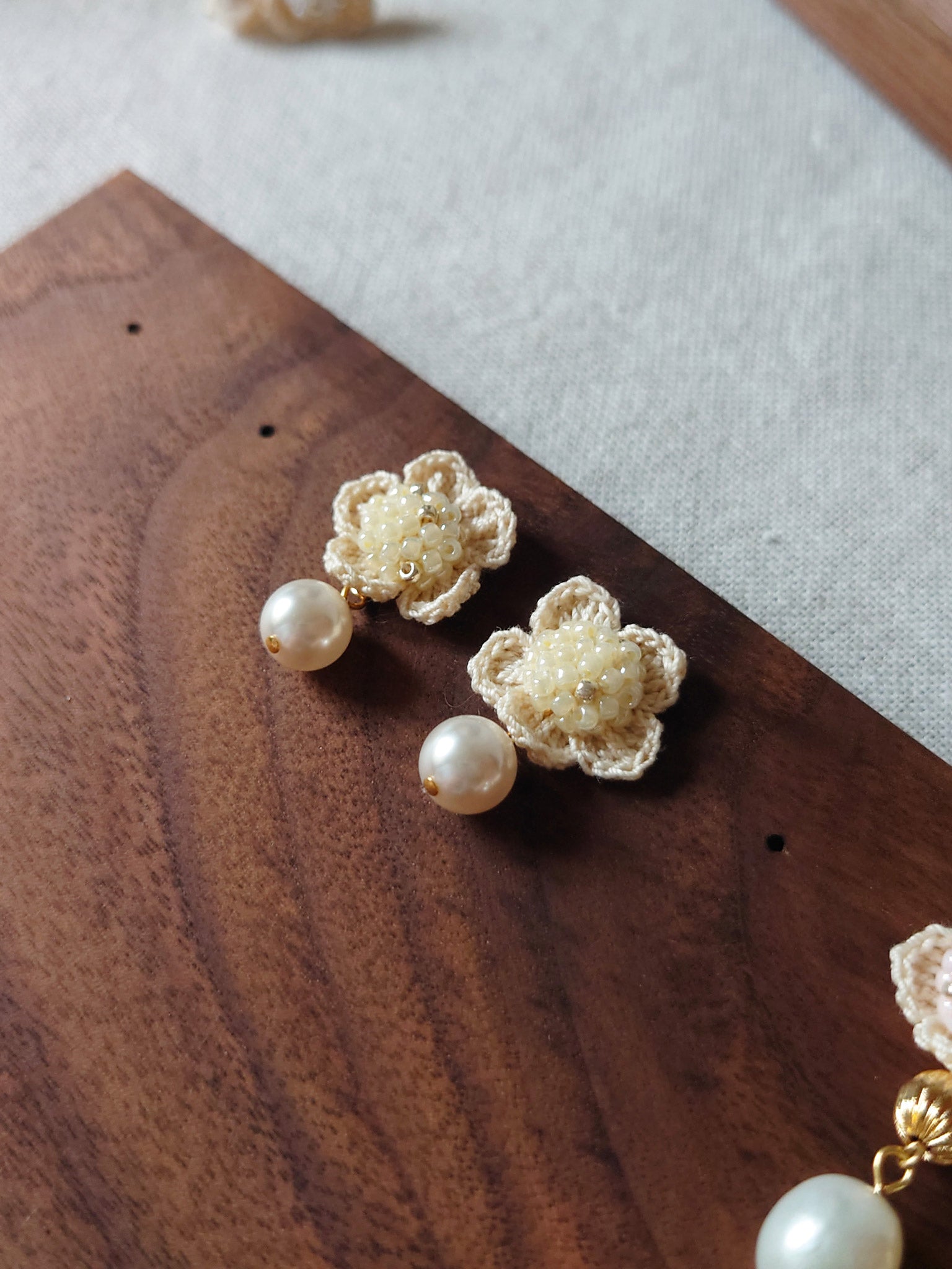 Floral Mariota Earrings in Yellow Top