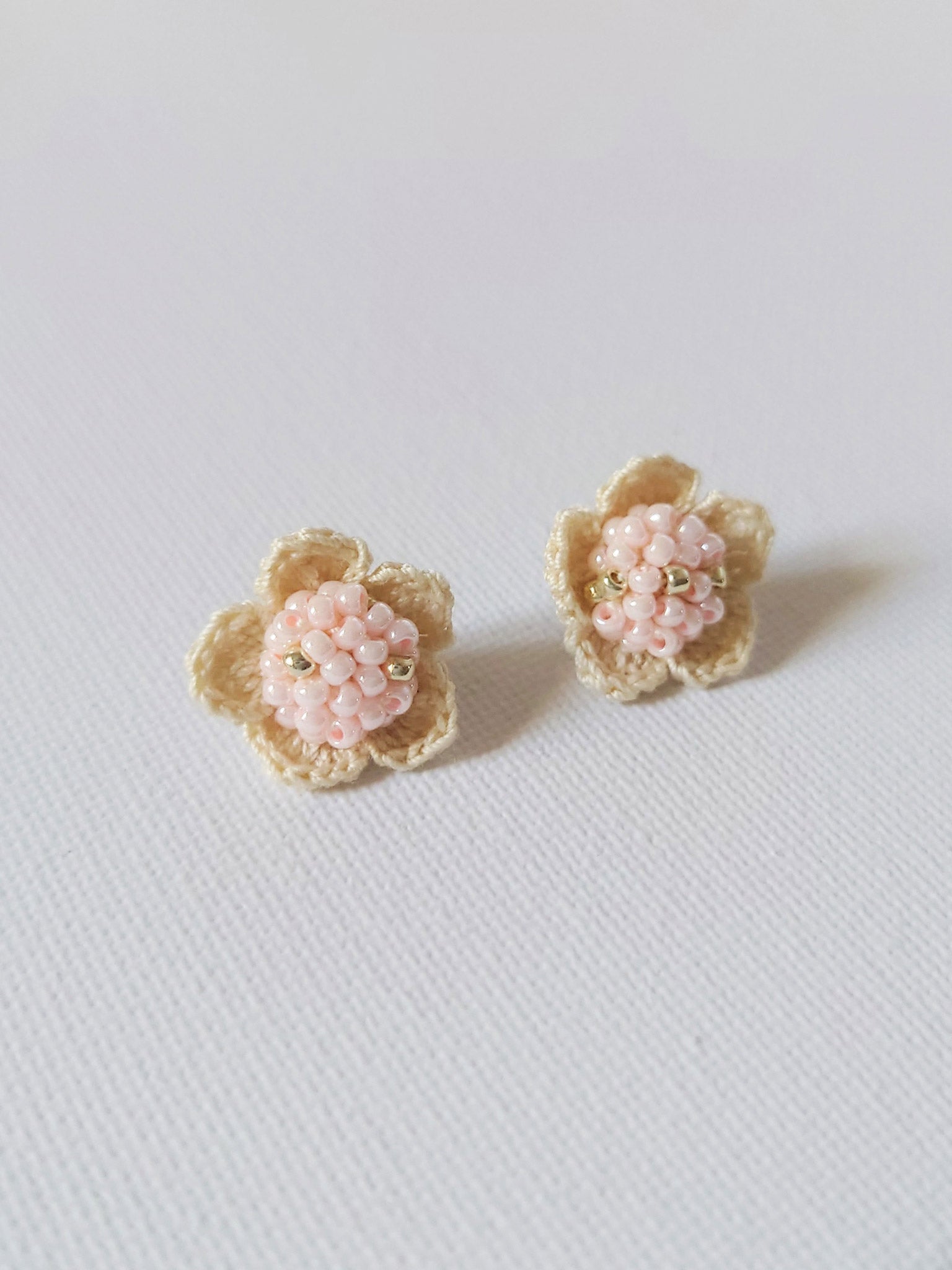 Floral Stud Earrings in Pink Right