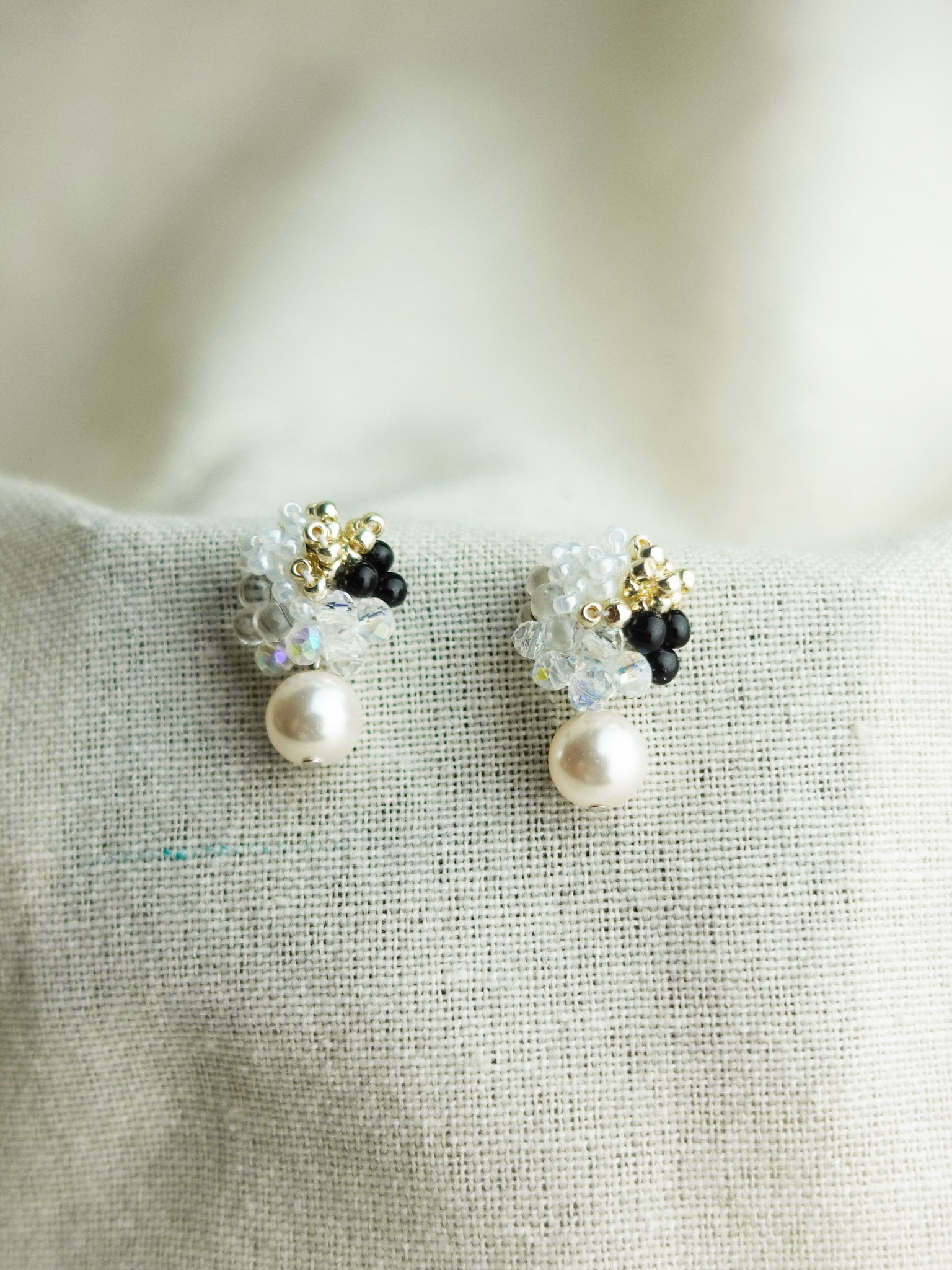 Juliet Mariota Earrings Front