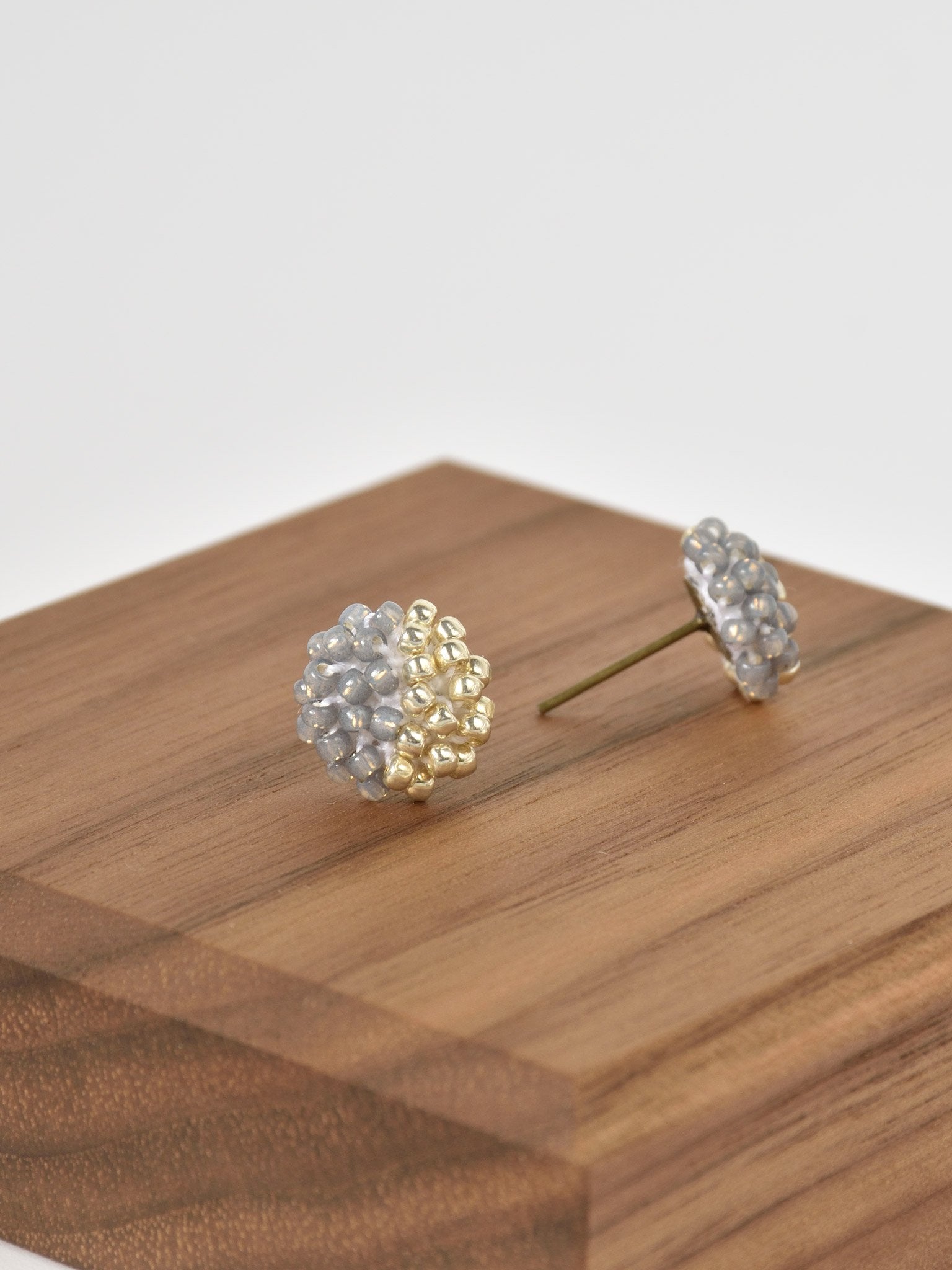Beads Last Quarter Petite Studs Earrings in Grey Right