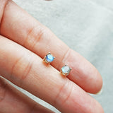 Labradorite Gemstone Stud Earrings I Hand 2