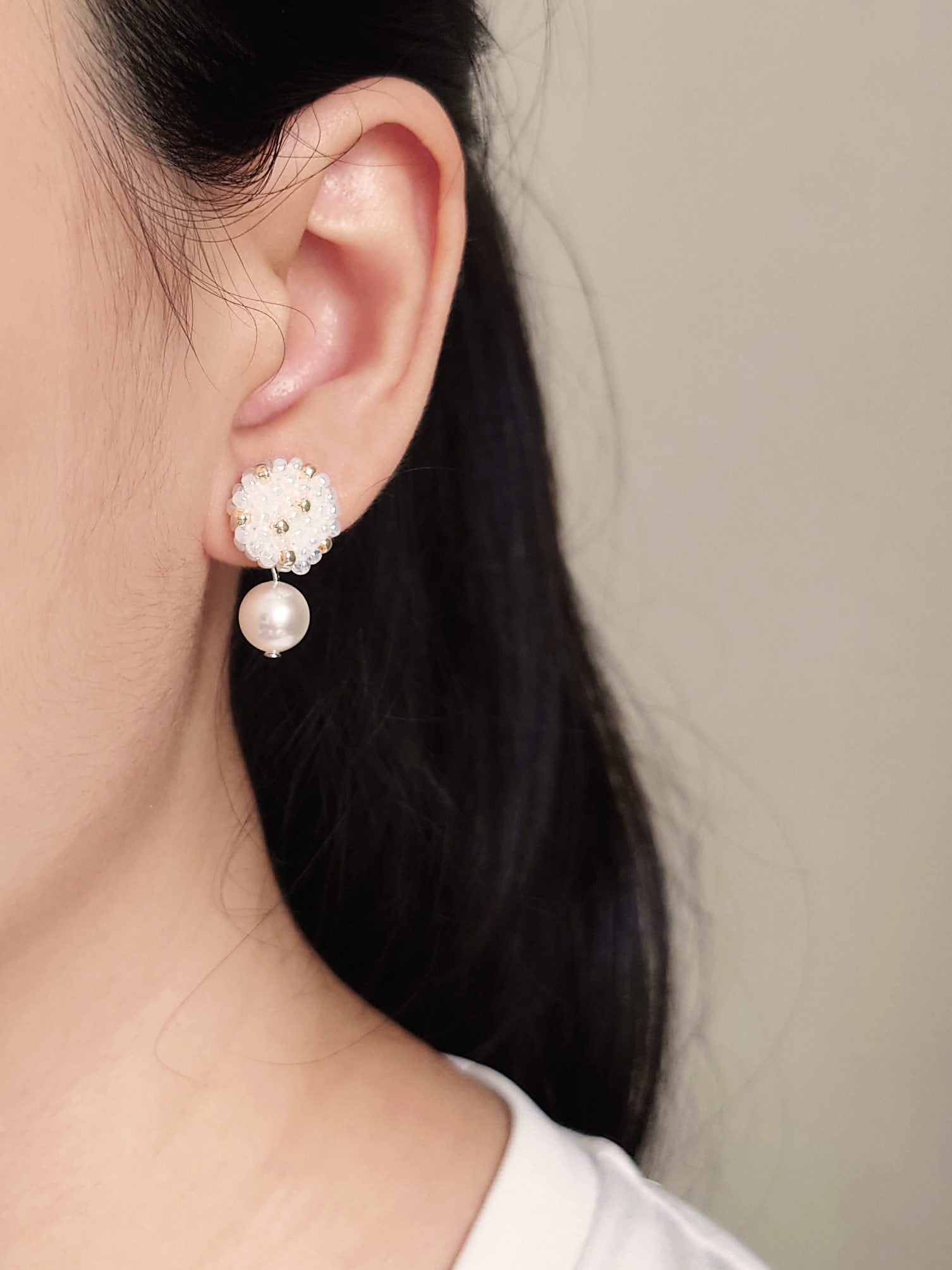Mariota Star Dust Earrings Model