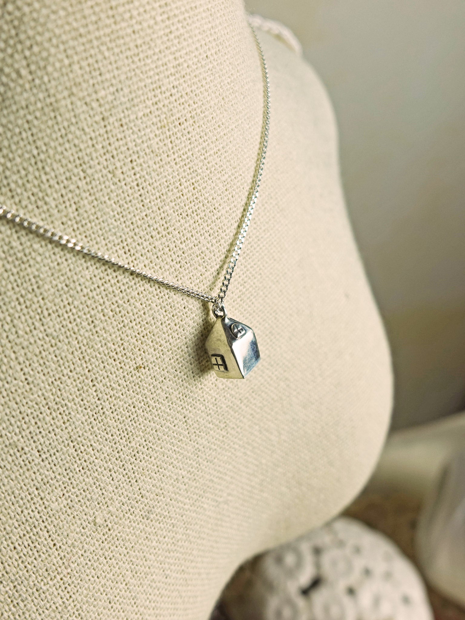 Miniature House Necklace III Model