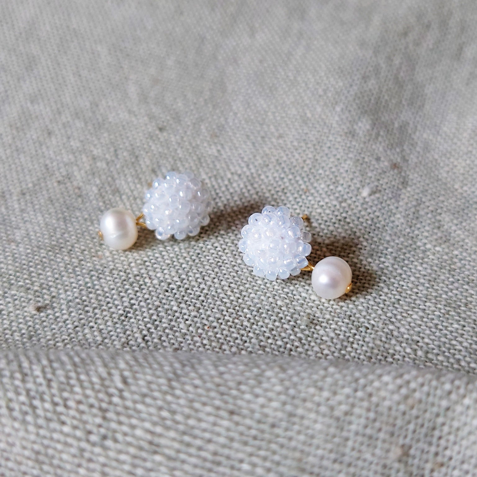 Phoebe Earrings in White Side