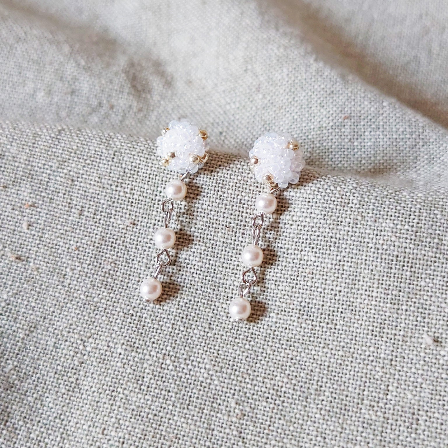 Raindrops on the Window Earrings Front 1