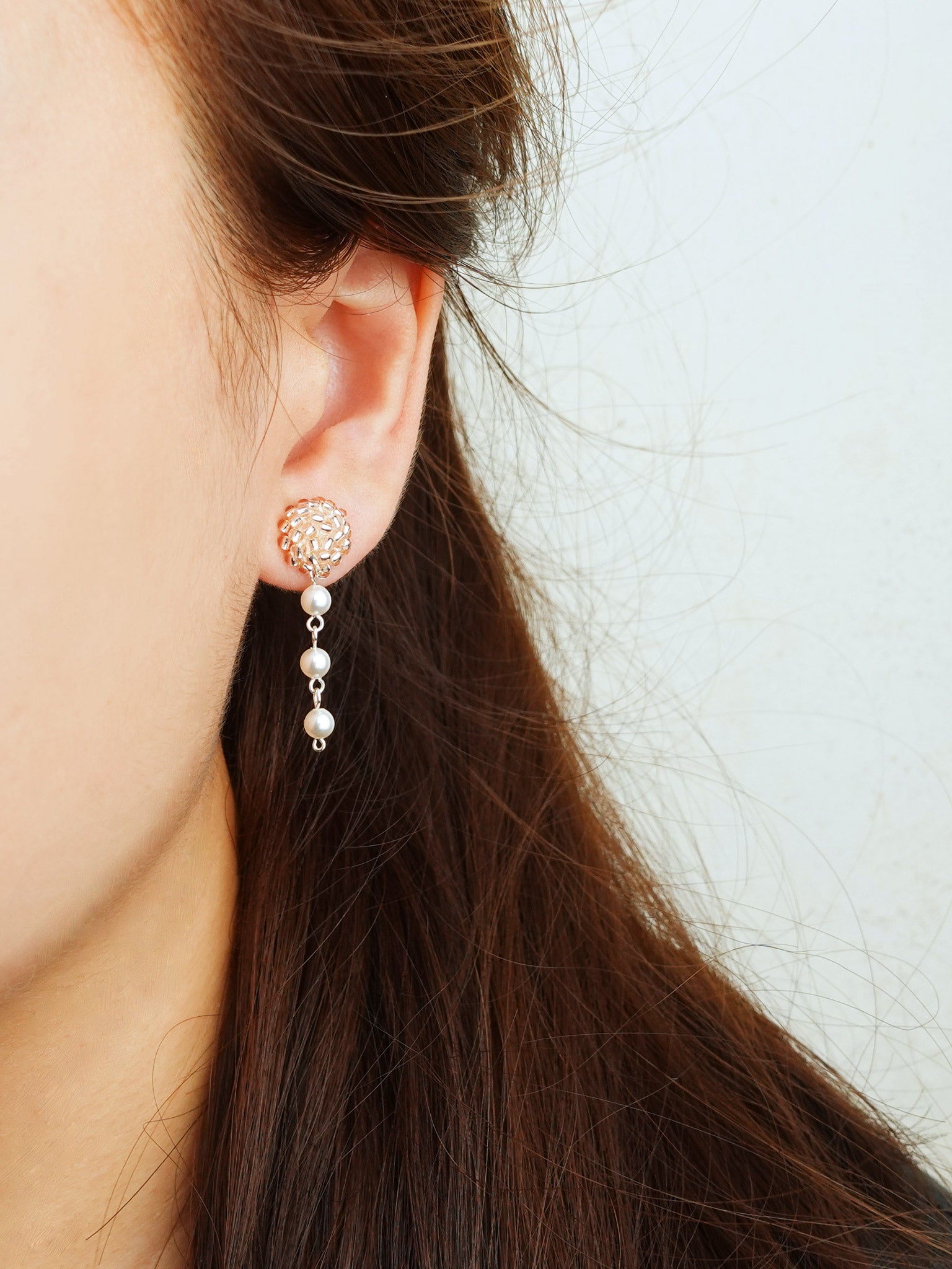Raindrops on the Window Earrings in Champagne Pink Model