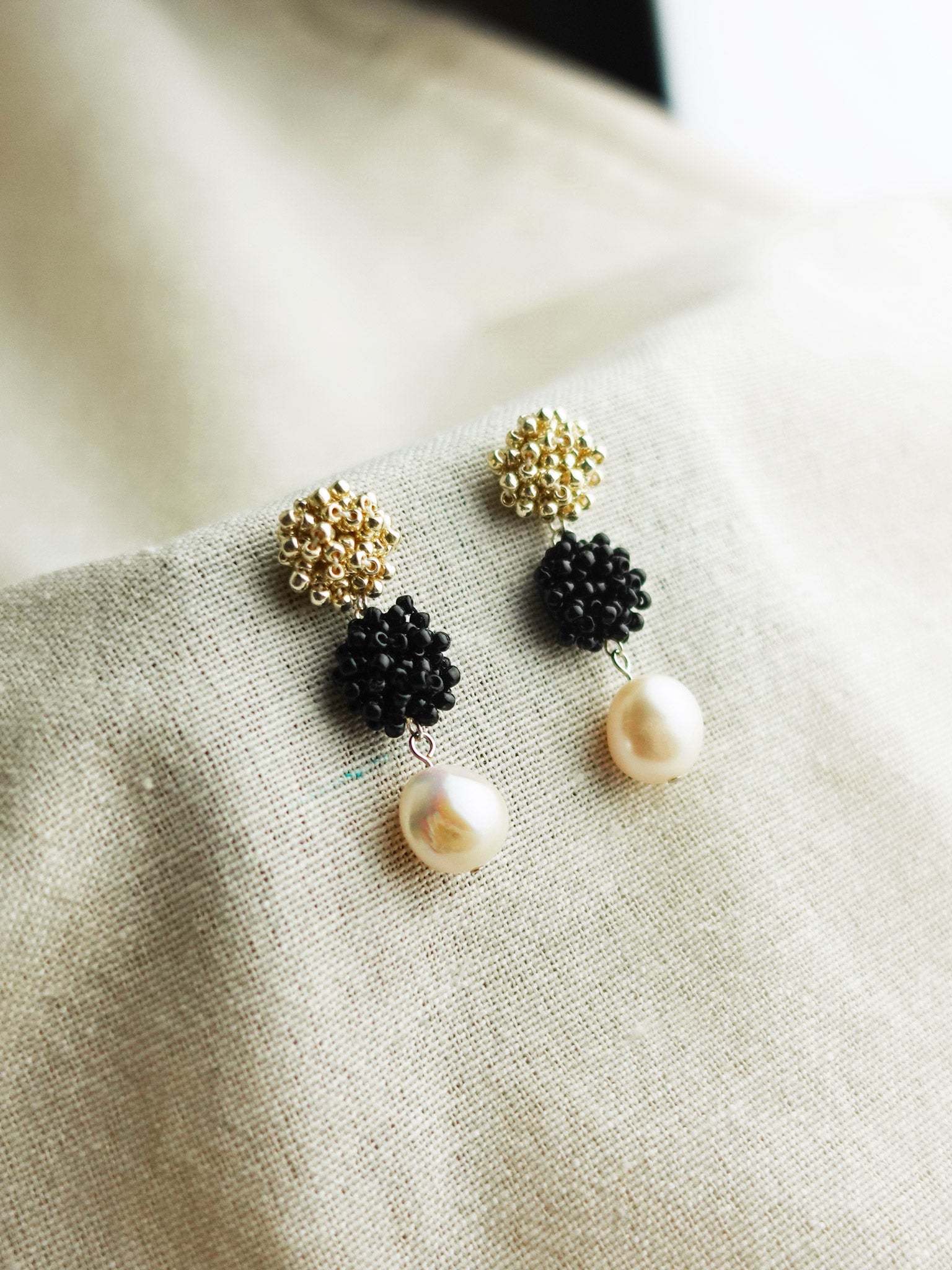 Richele Earrings in Black Left