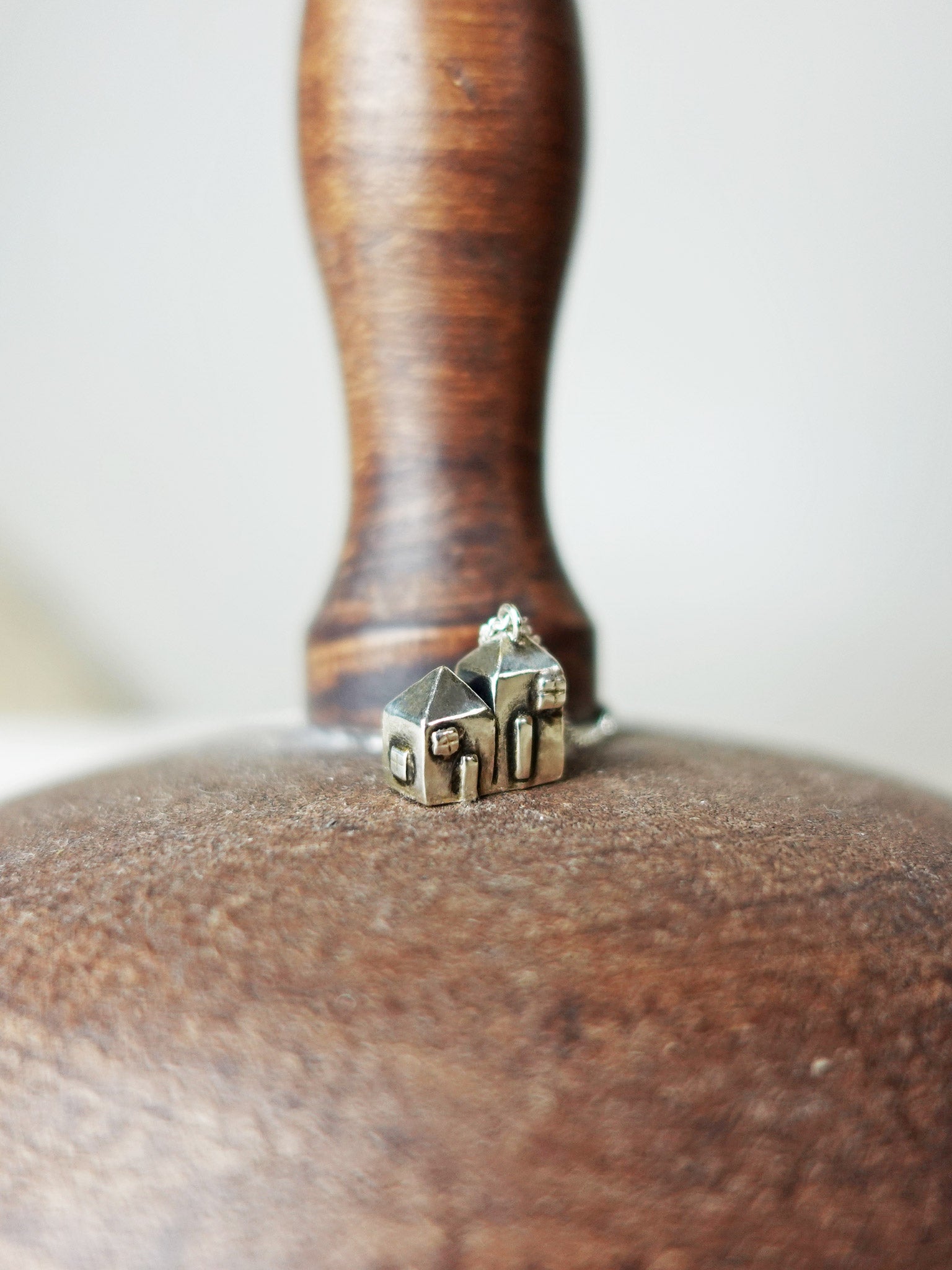 Terrace Houses Necklace II Left