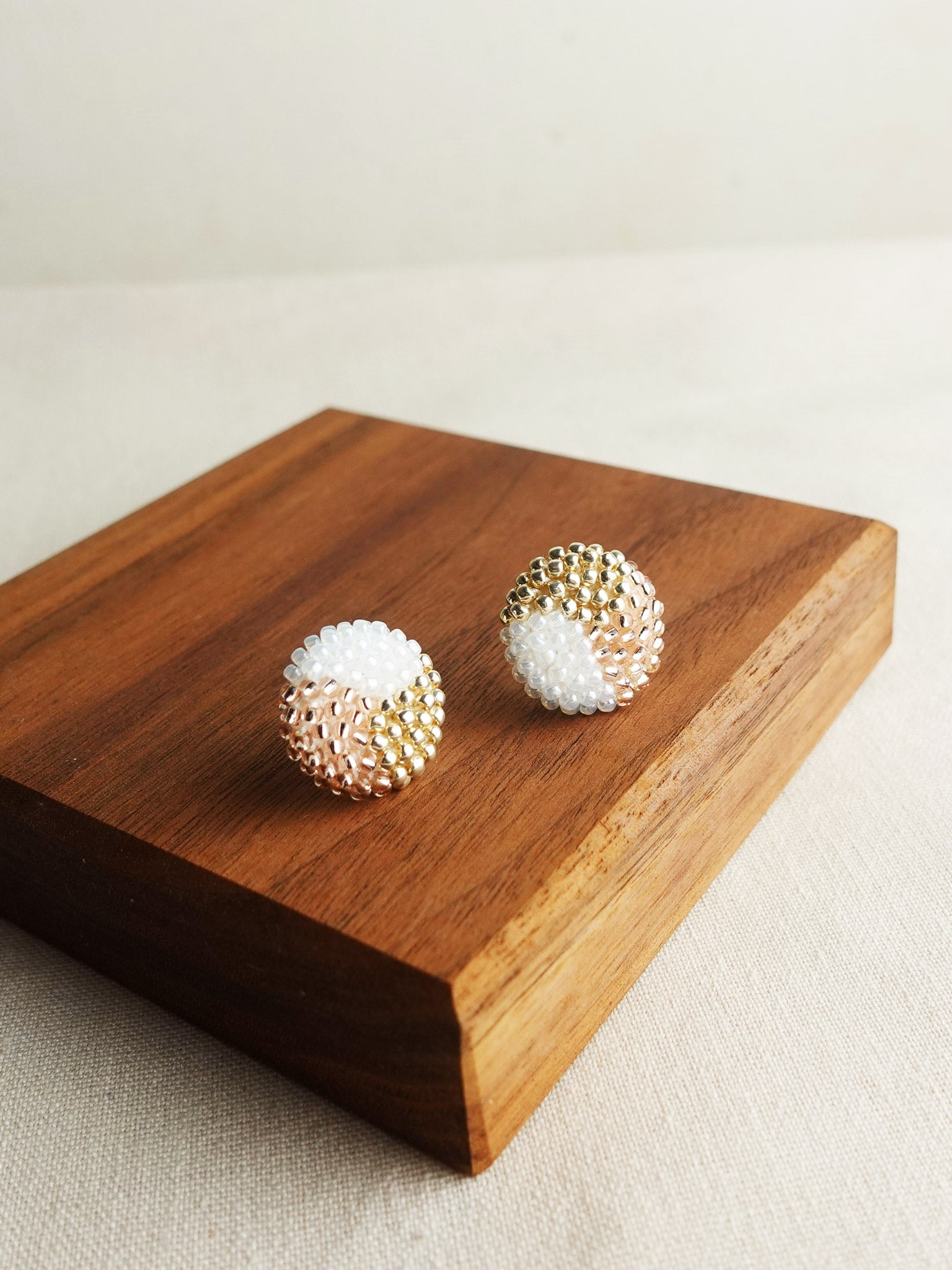 Trio Maxi Stud Earrings in Champagne Pink Display 1