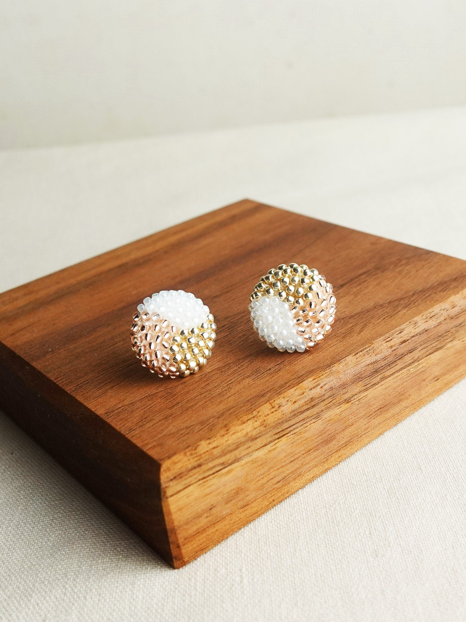 Trio Maxi Stud Earrings in Champagne Pink Display 2