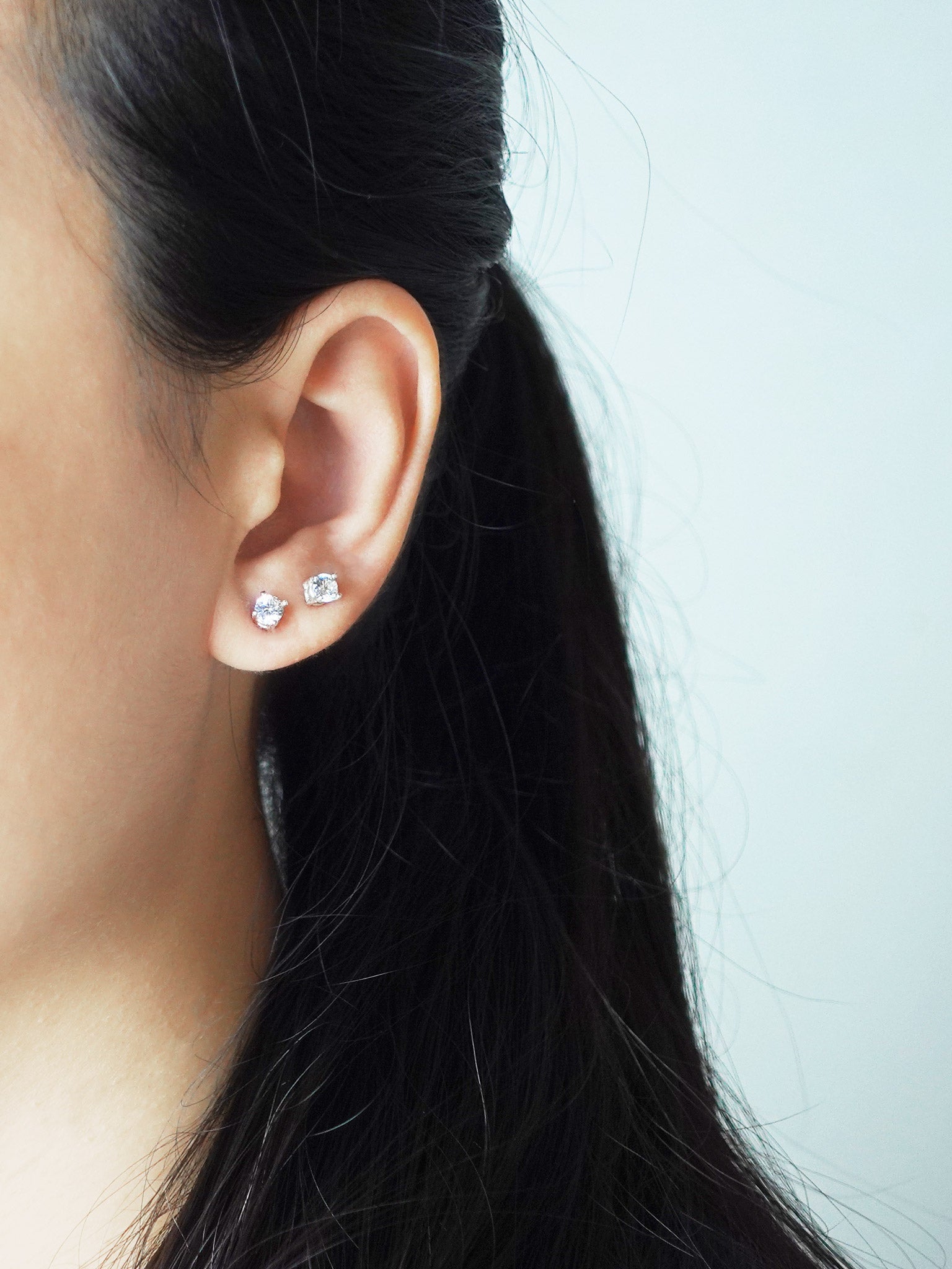 Zircon Stud Earrings in White Model