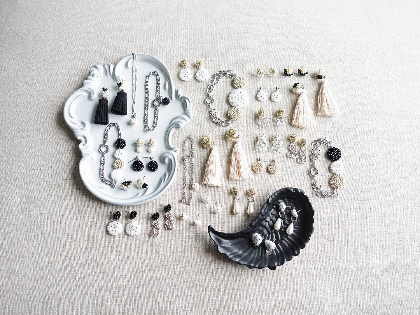 Daintynine Lucid Flat lay