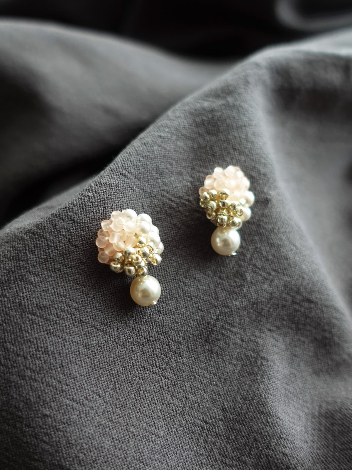 Ariana Mariota Earrings in Blush Pink