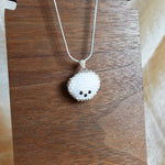 Bichon Frisé Necklace Display Left