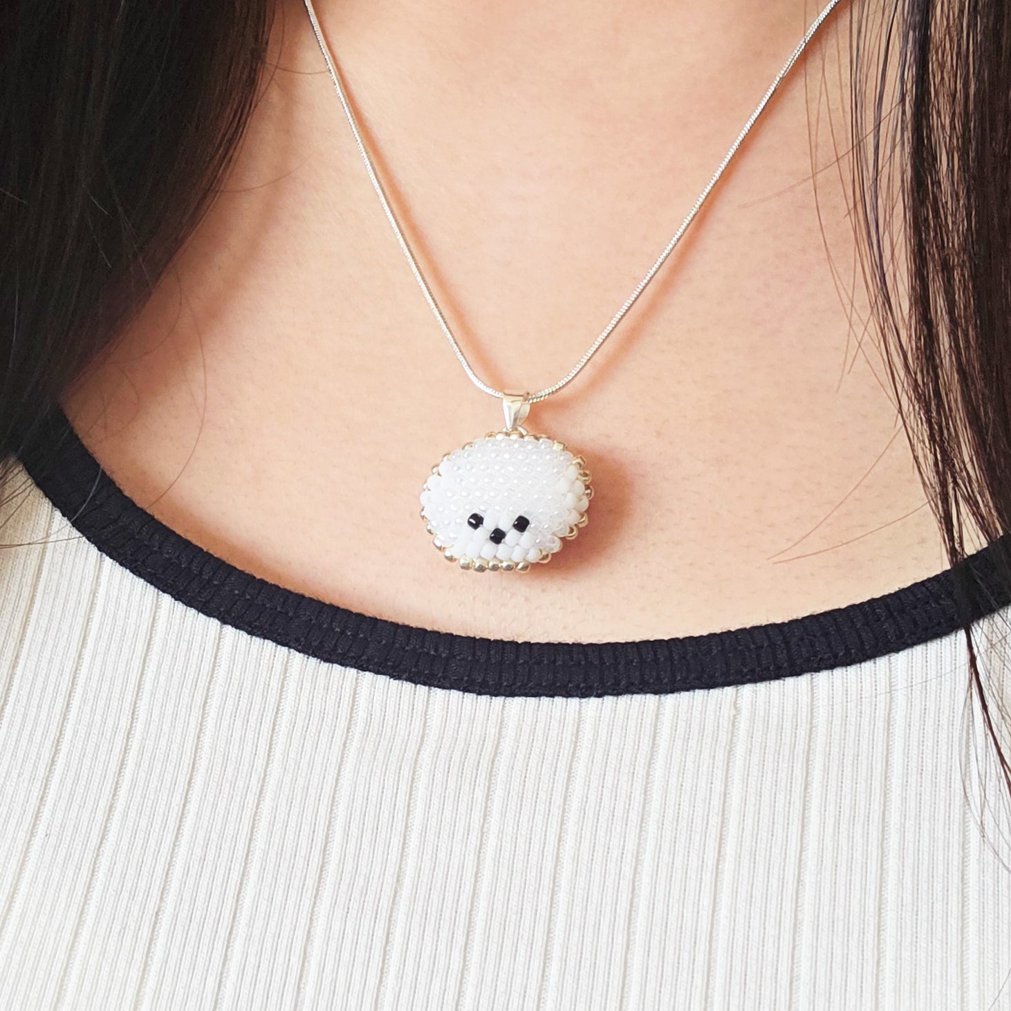 Bichon Frisé Necklace Model Close