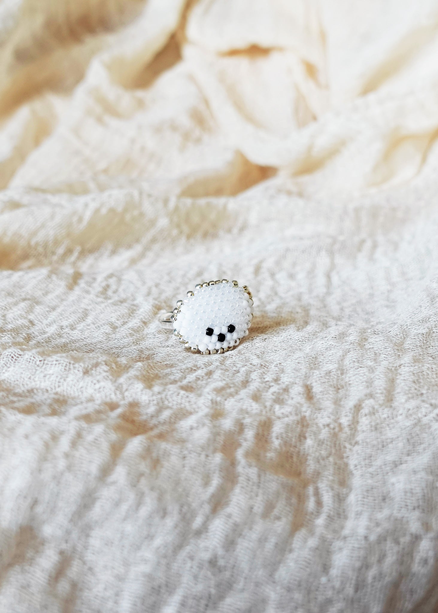 Bichon Frisé Ring Left