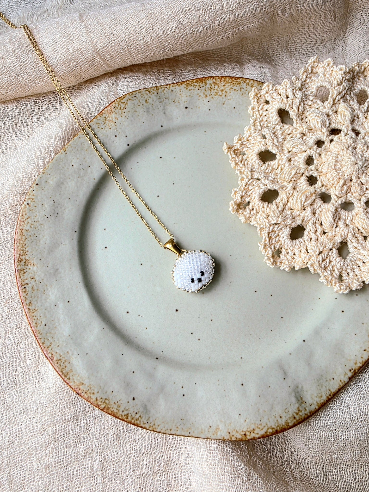 Bichon frise necklace left