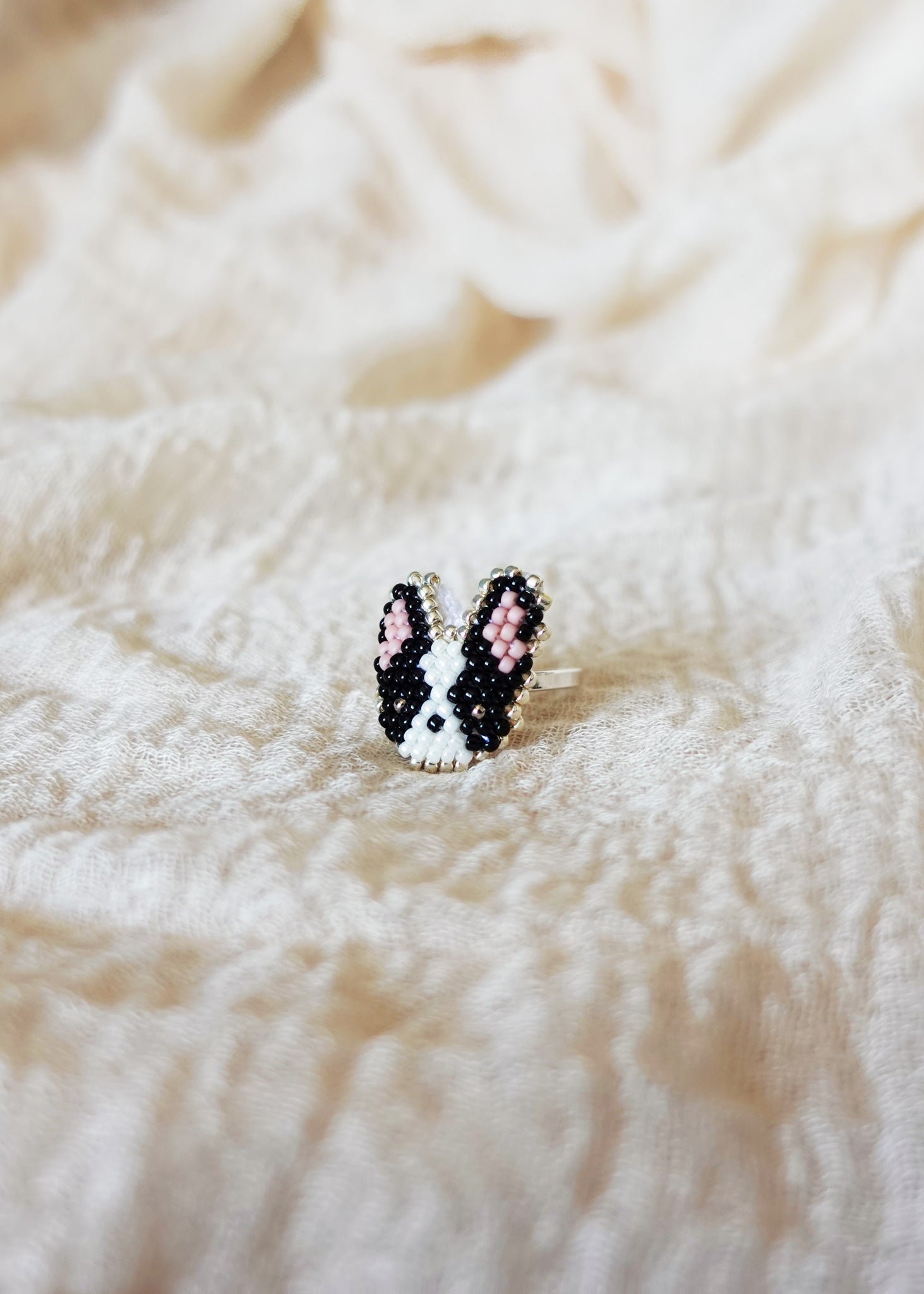 Boston Terrier Ring Right